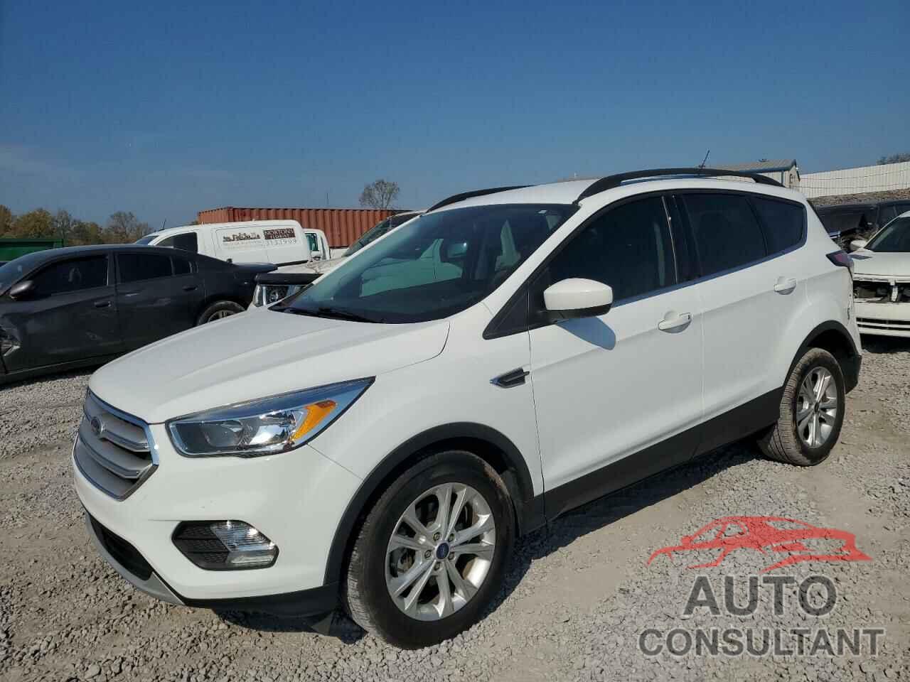 FORD ESCAPE 2018 - 1FMCU0GD3JUC44404