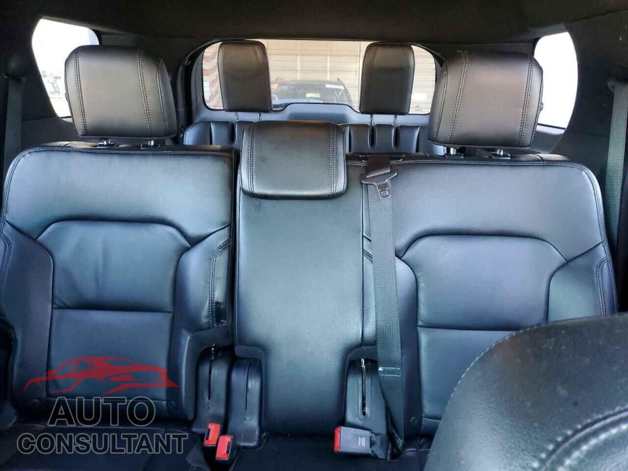 FORD EXPLORER 2017 - 1FM5K8D80HGA23890