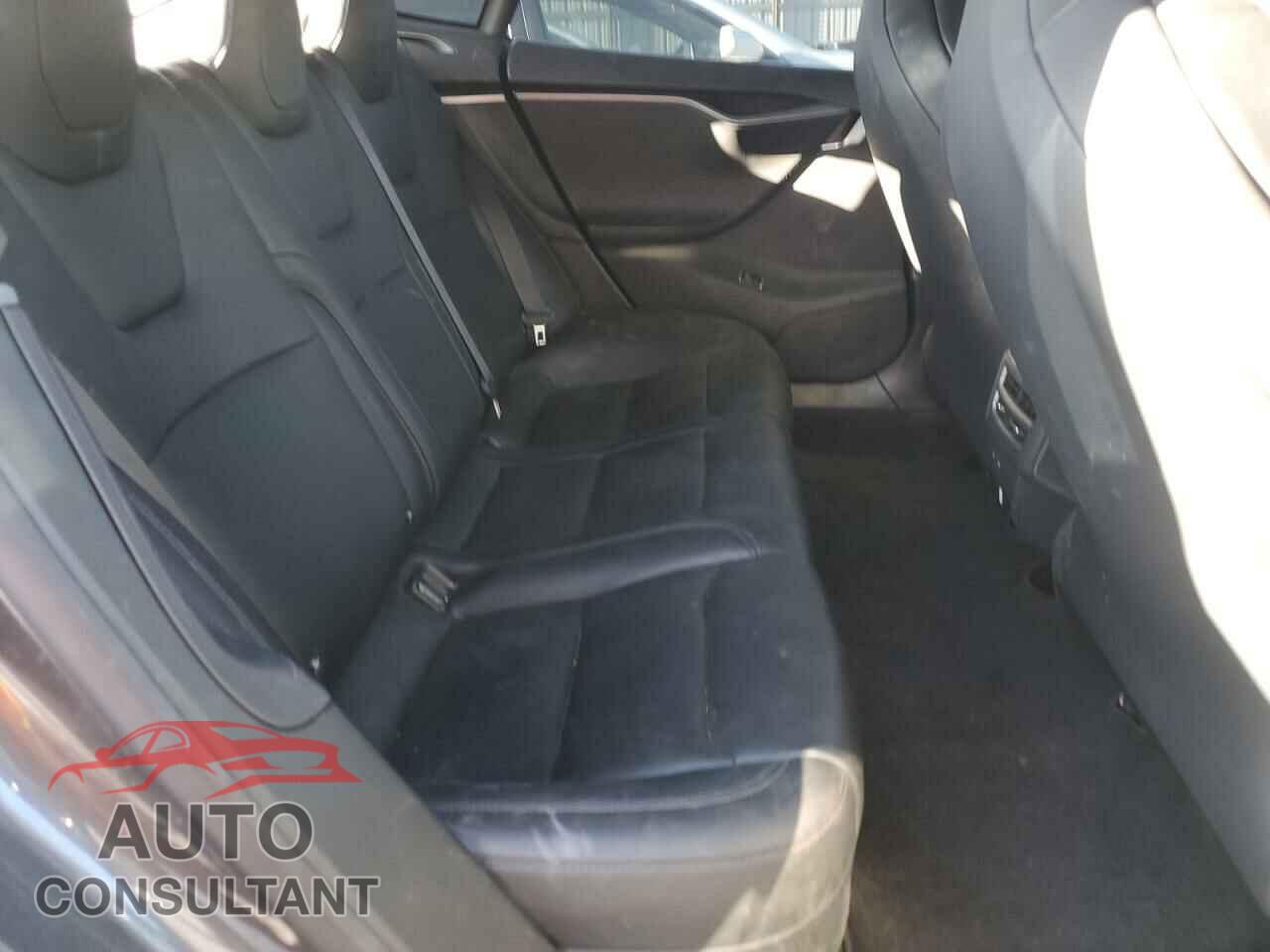 TESLA MODEL S 2019 - 5YJSA1E49KF313589