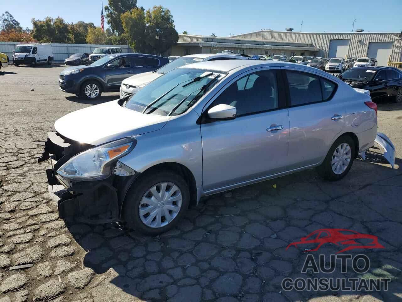 NISSAN VERSA 2017 - 3N1CN7AP4HL822336