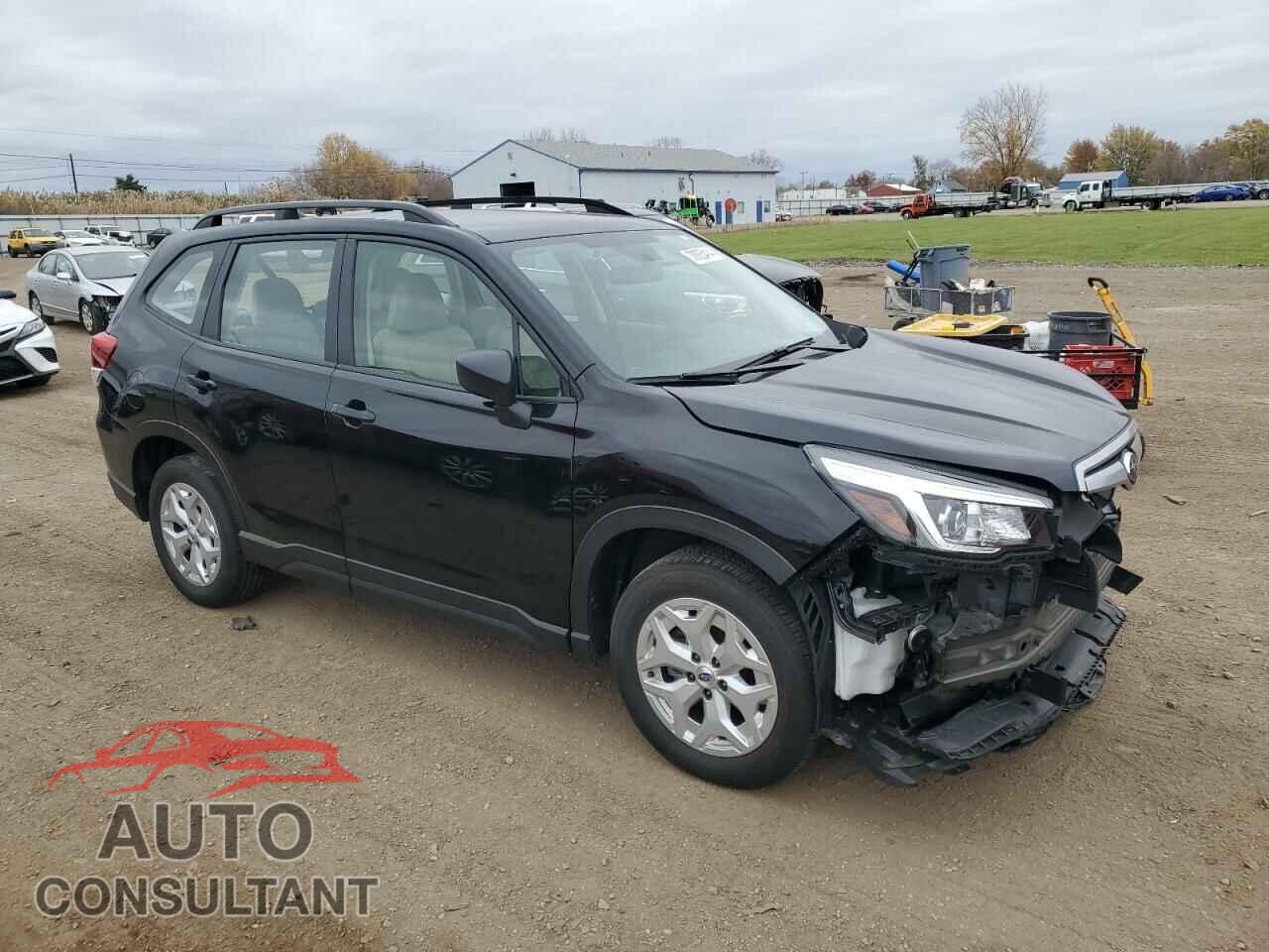 SUBARU FORESTER 2019 - JF2SKACC7KH558285