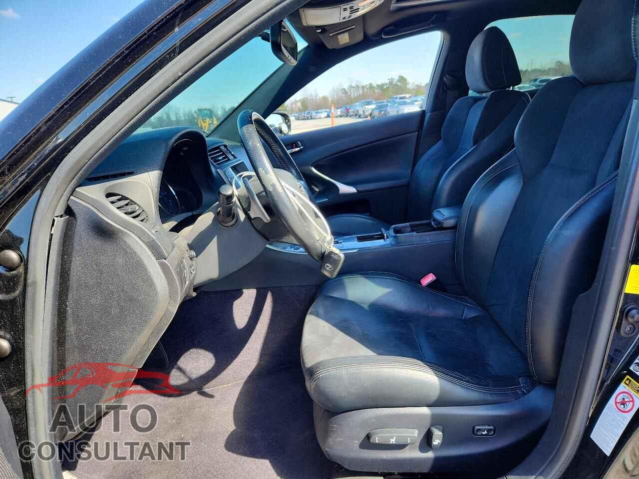 LEXUS IS 2012 - JTHBF5C26C5178163