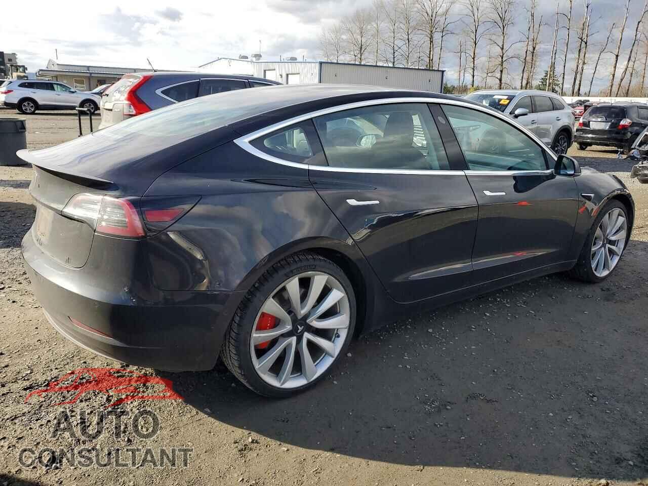 TESLA MODEL 3 2018 - 5YJ3E1EB4JF069808