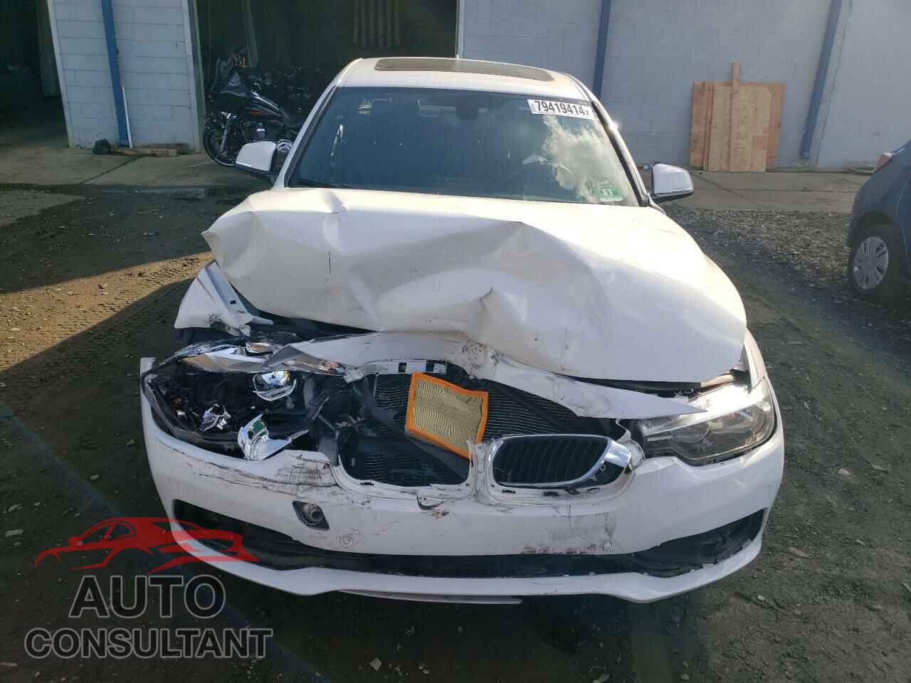 BMW 3 SERIES 2016 - WBA8E5G56GNU19483