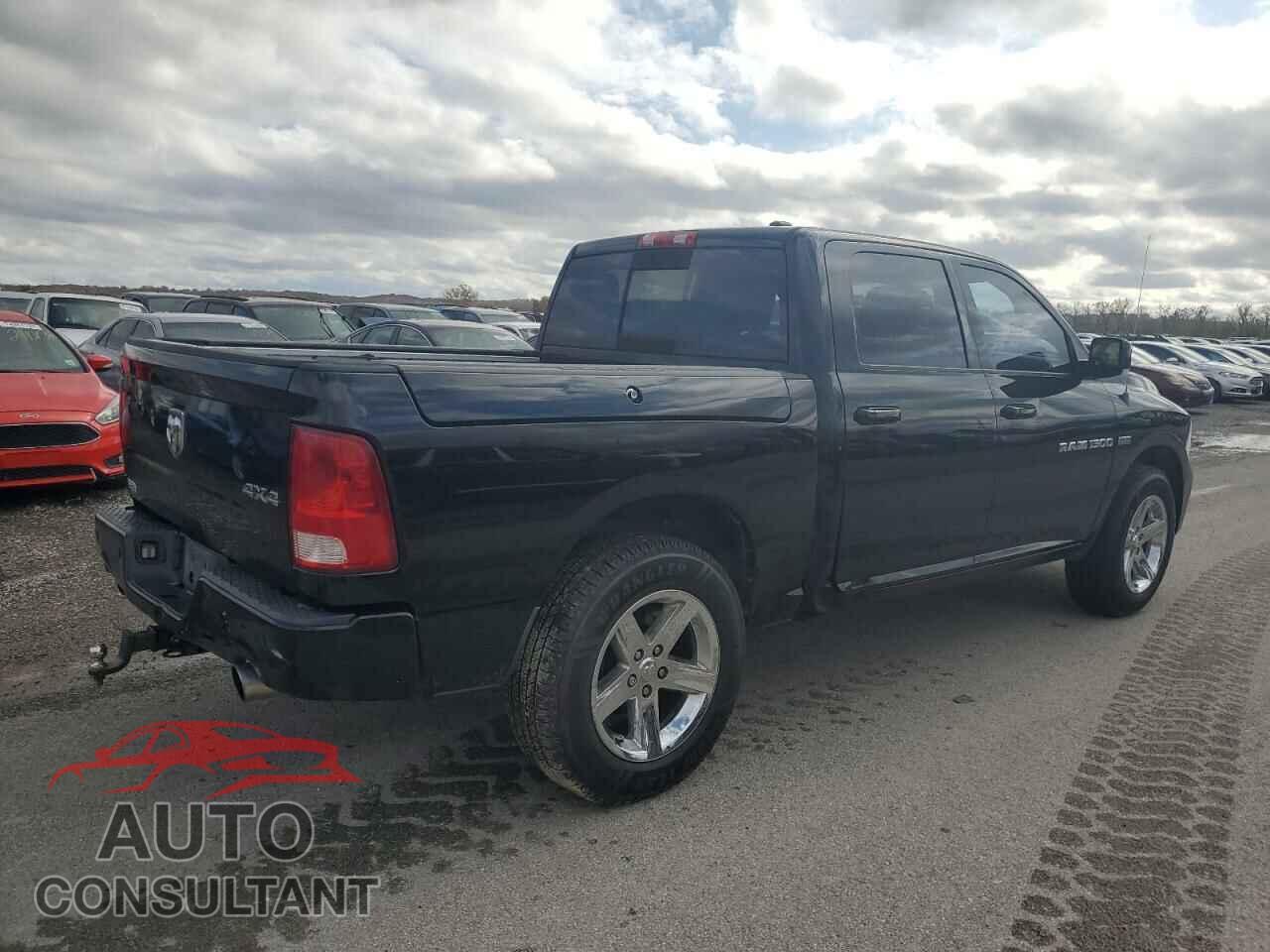 DODGE RAM 1500 2012 - 1C6RD7MT1CS128224