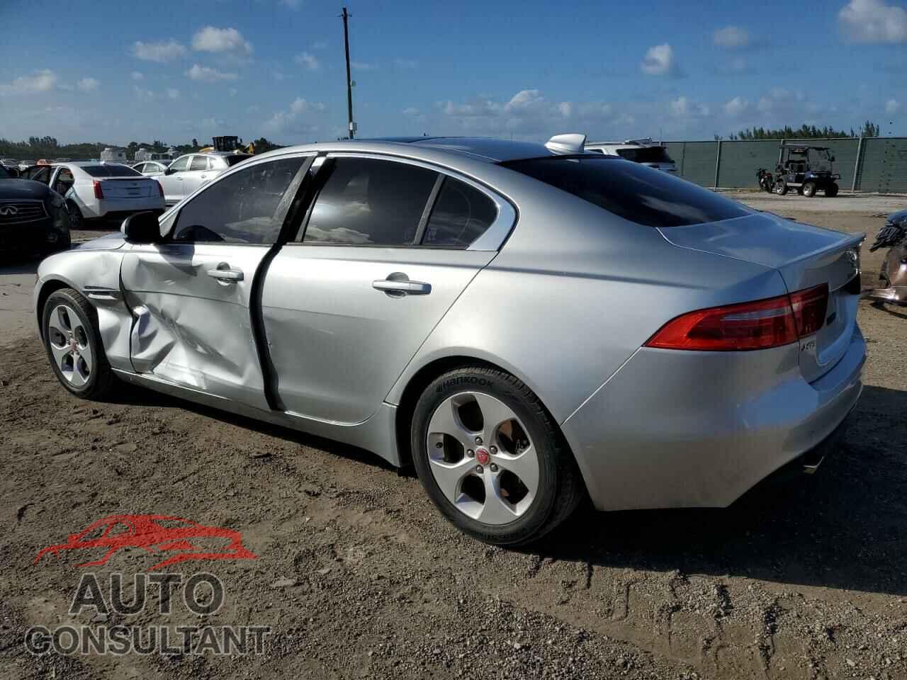 JAGUAR XE 2017 - SAJAR4BG9HA947587