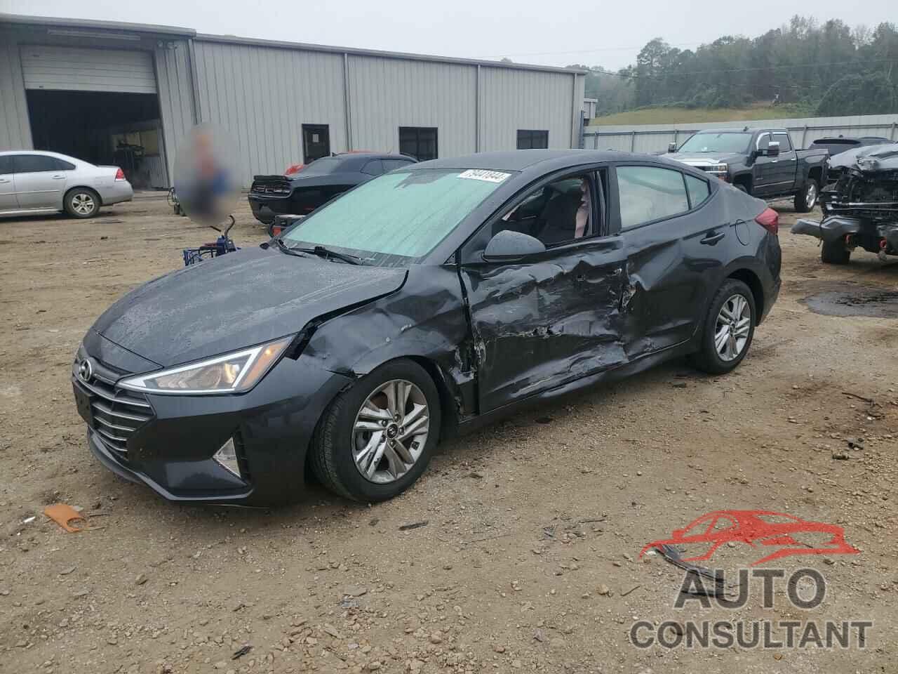 HYUNDAI ELANTRA 2020 - 5NPD84LF1LH578195