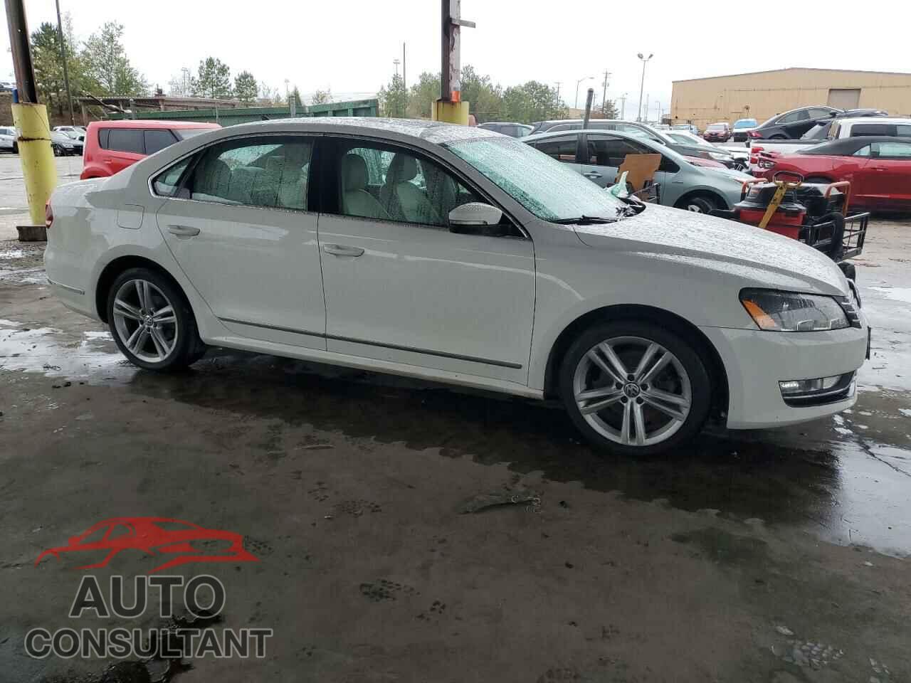VOLKSWAGEN PASSAT 2014 - 1VWCN7A37EC022127
