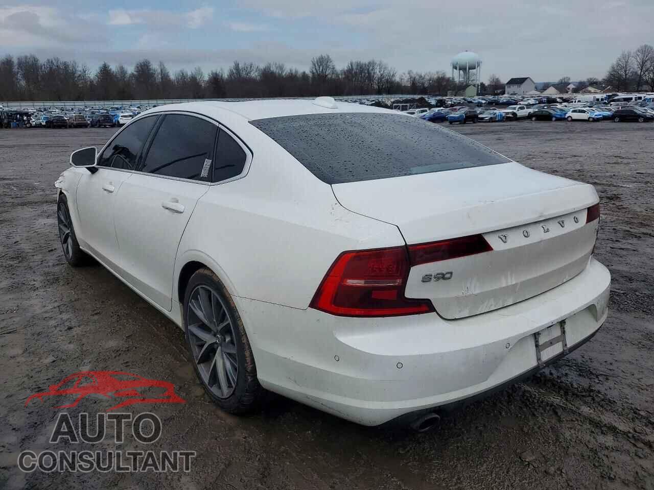 VOLVO S90 2018 - LVY982MKXJP018837