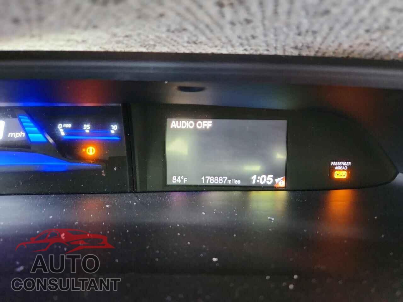 HONDA CIVIC 2013 - 19XFB2F57DE000822