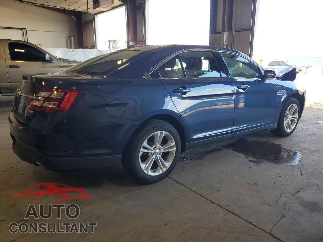 FORD TAURUS 2017 - 1FAHP2E80HG138686