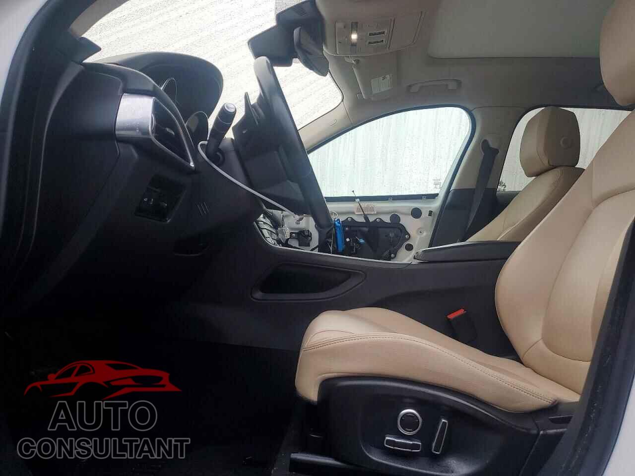JAGUAR F-PACE 2020 - SADCJ2FX0LA656535