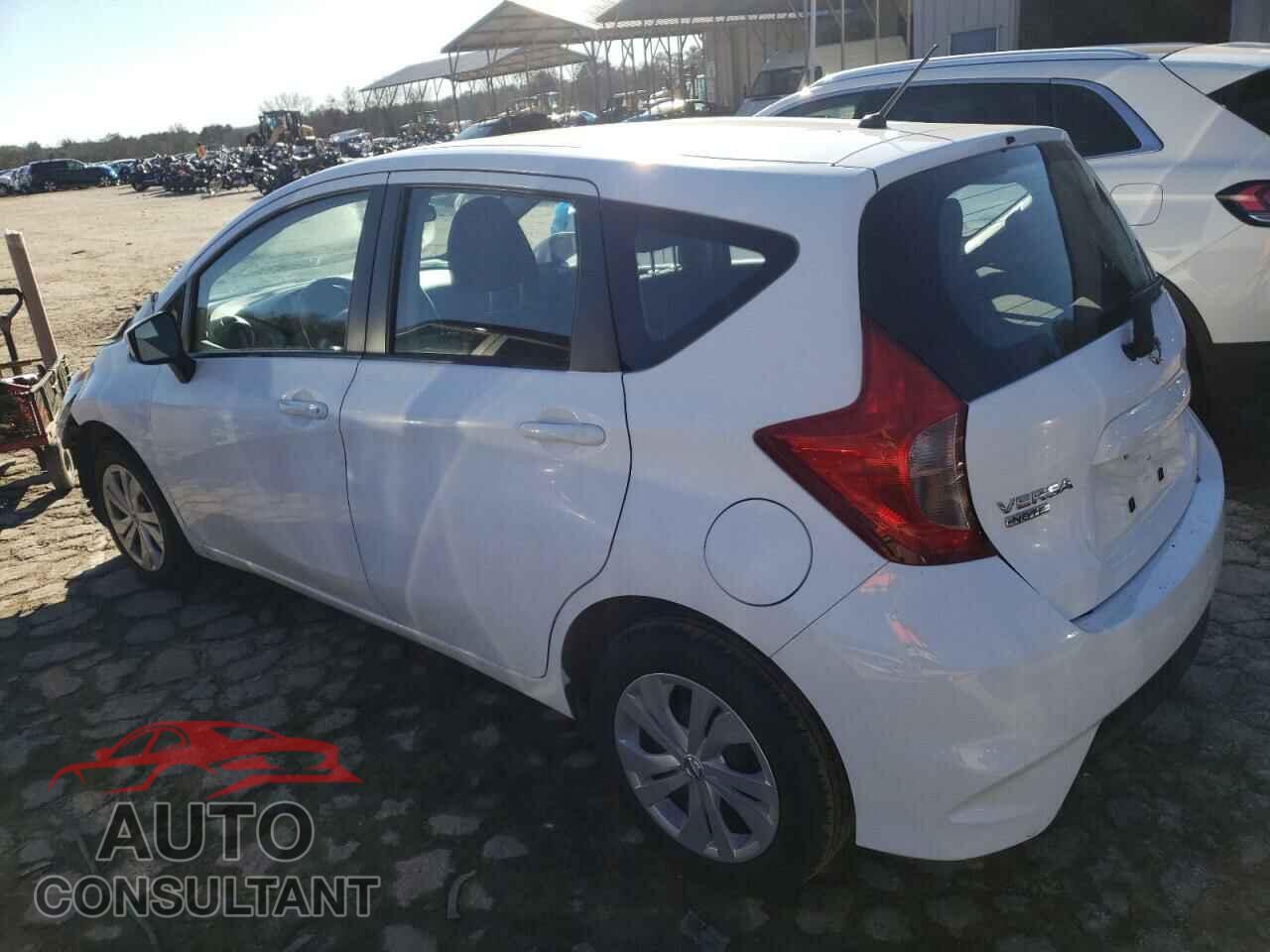 NISSAN VERSA 2017 - 3N1CE2CP8HL379057