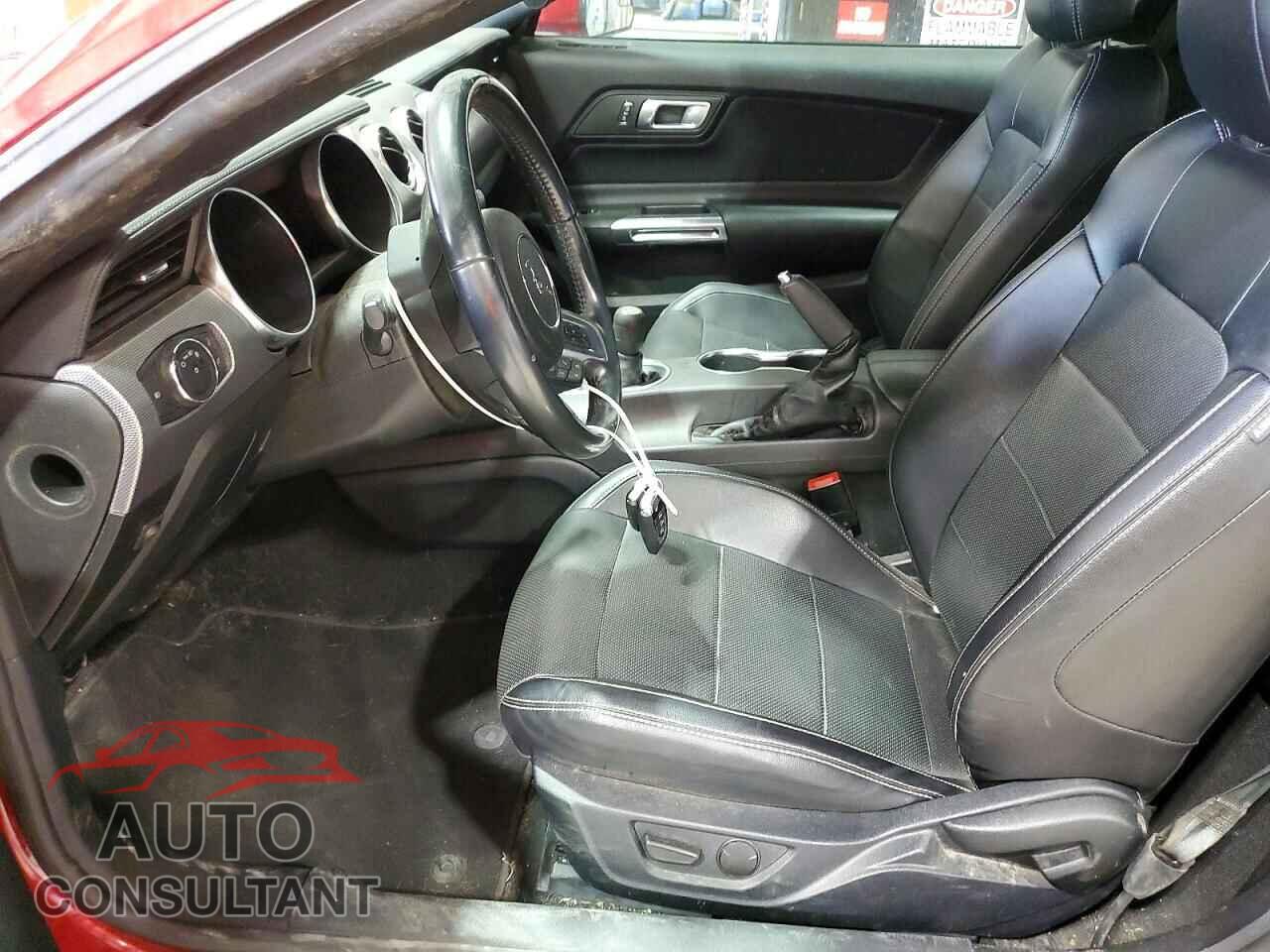 FORD MUSTANG 2020 - 1FA6P8CF0L5188892