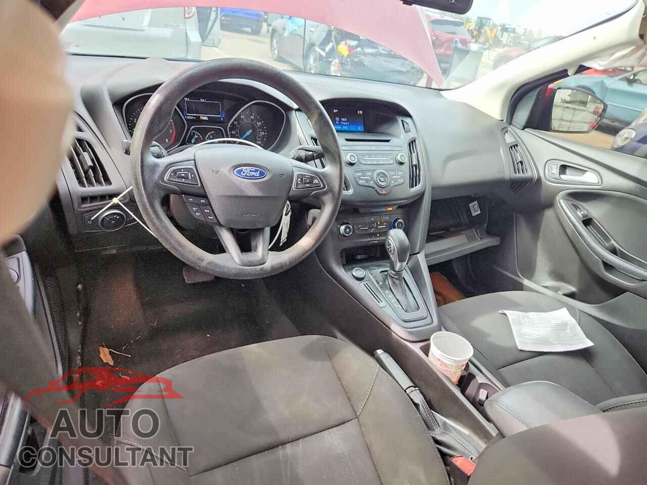 FORD FOCUS 2017 - 1FADP3K24HL231657