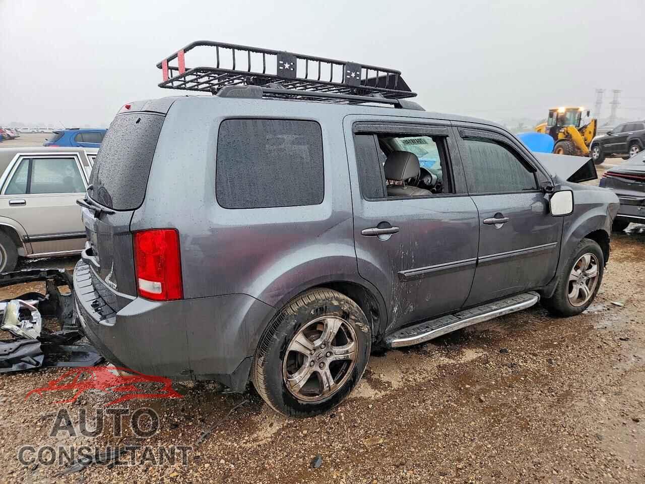 HONDA PILOT 2013 - 5FNYF4H68DB024944