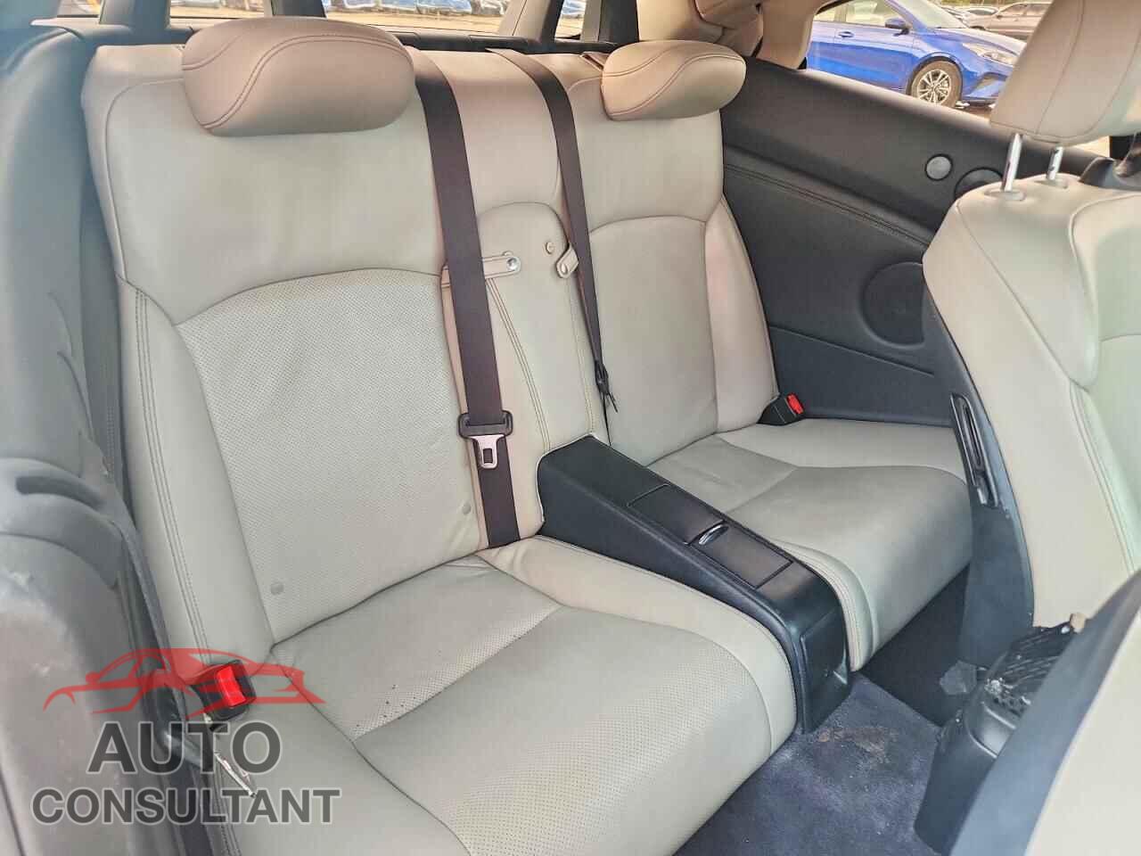 LEXUS IS 2014 - JTHFF2C2XE2531105