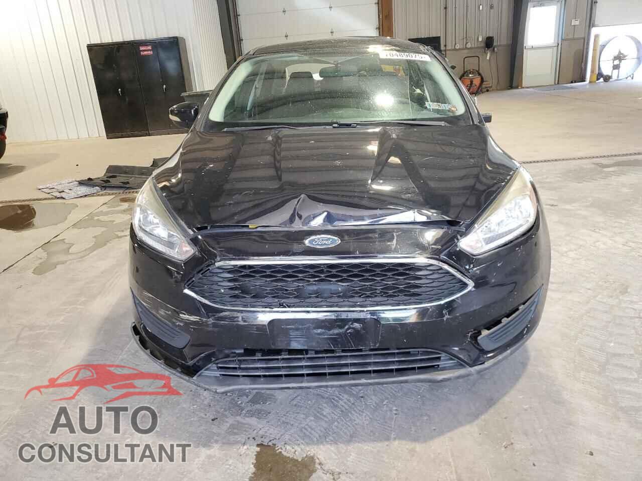 FORD FOCUS 2017 - 1FADP3F23HL335664