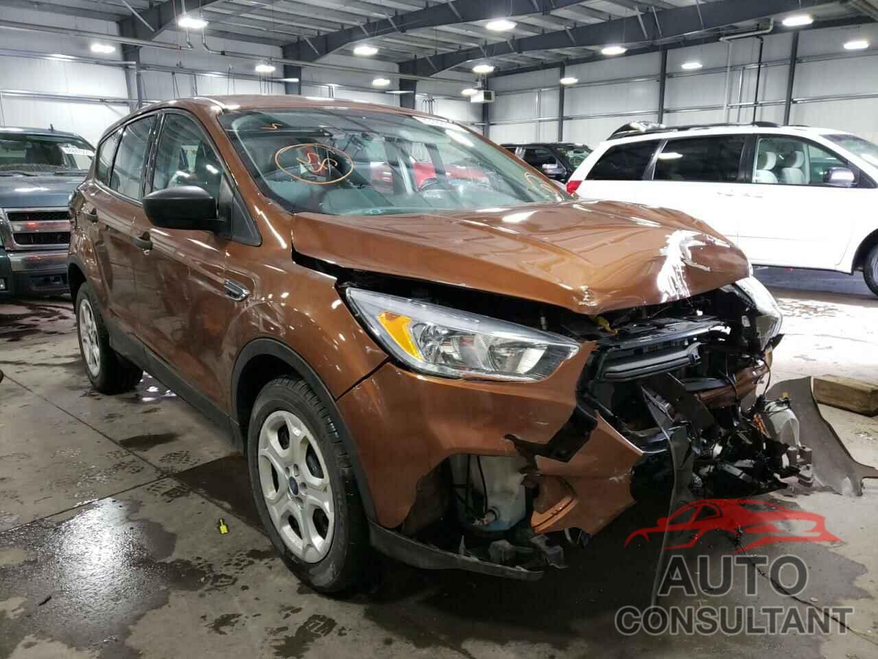 FORD ESCAPE 2017 - 1FMCU0F76HUD64168