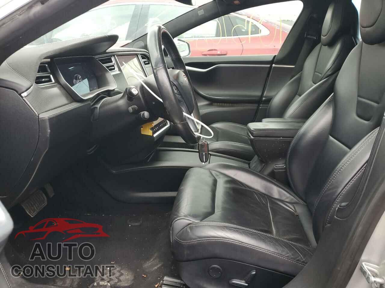 TESLA MODEL S 2017 - 5YJSA1E27HF185120