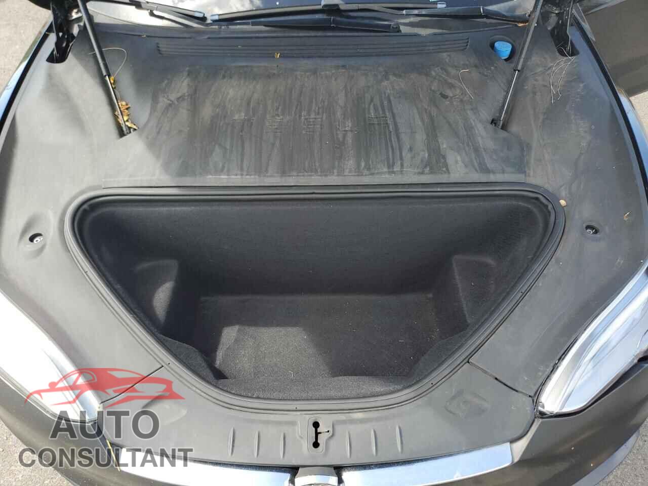 TESLA MODEL S 2018 - 5YJSA1E25JF294035
