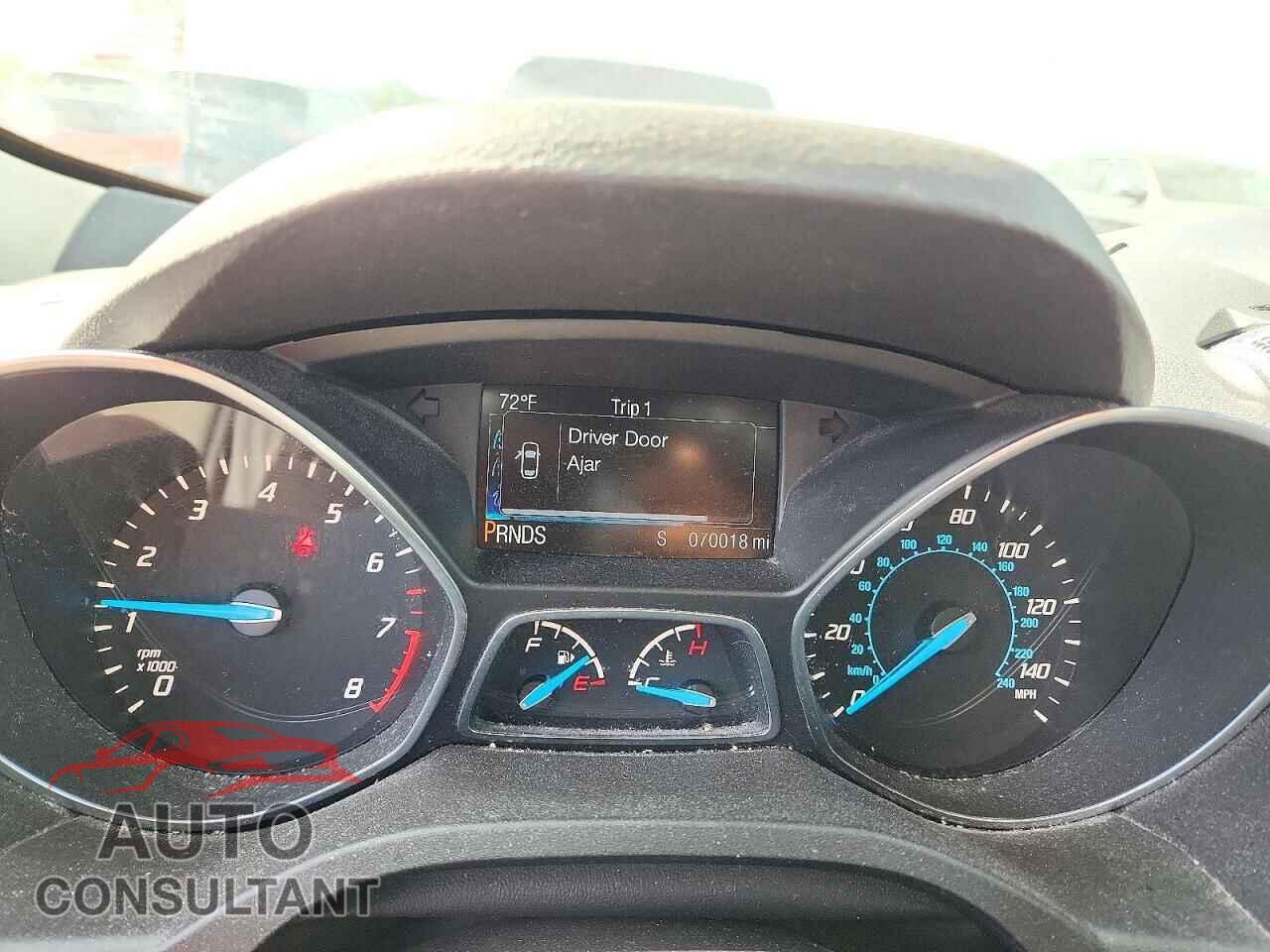 FORD ESCAPE 2015 - 1FMCU0GX0FUC41722