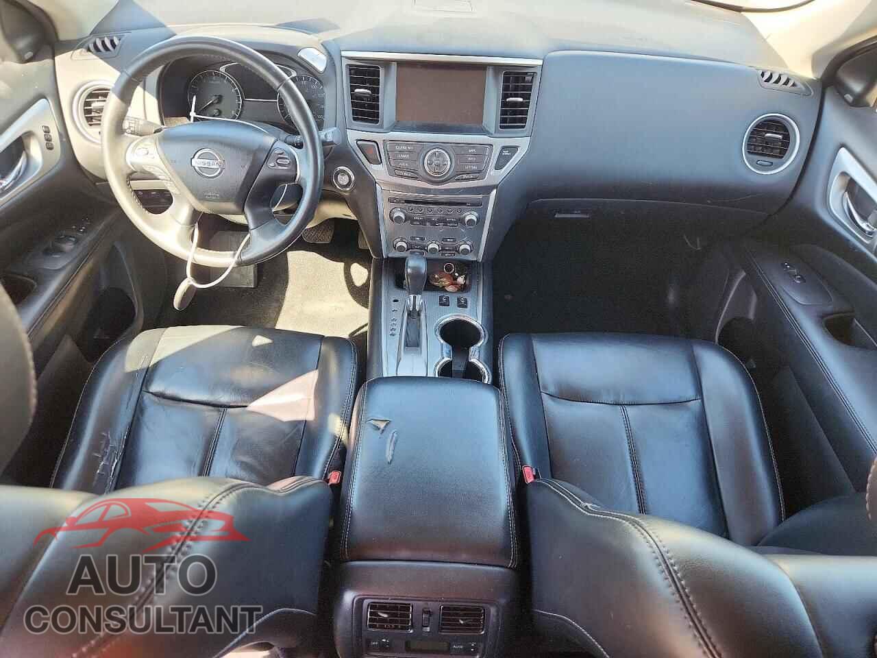 NISSAN PATHFINDER 2017 - 5N1DR2MN1HC635257