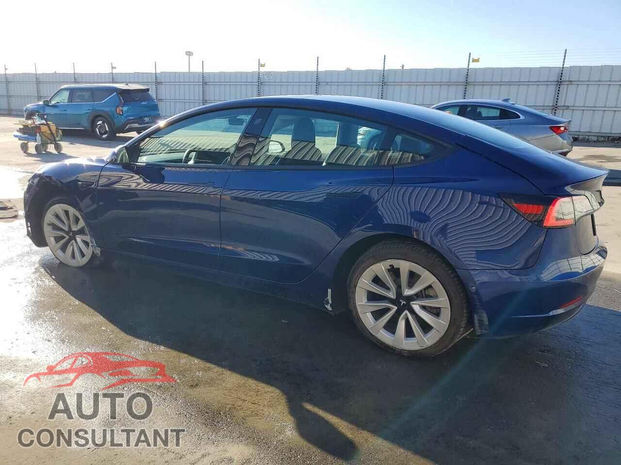 TESLA MODEL 3 2022 - 5YJ3E1EB8NF301011