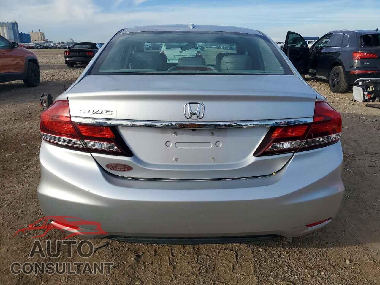 HONDA CIVIC 2013 - 2HGFB2F98DH558591