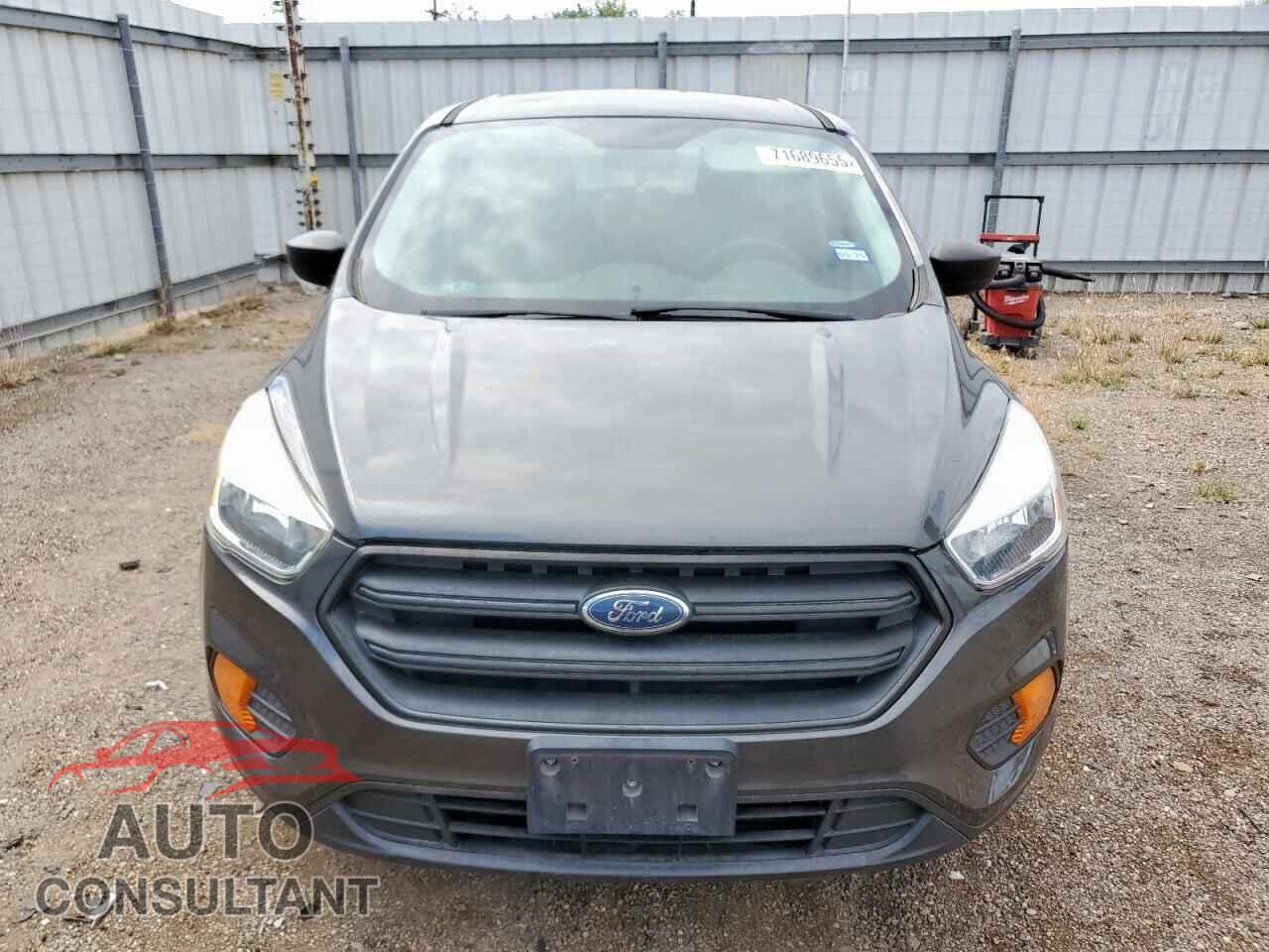 FORD ESCAPE 2017 - 1FMCU0F77HUB79322