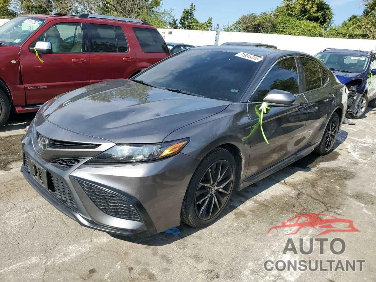 TOYOTA CAMRY 2021 - 4T1G11AK4MU529902