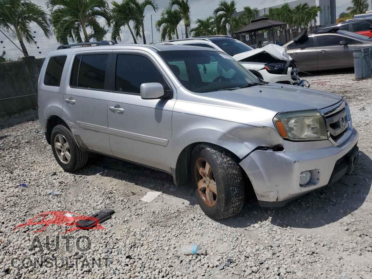 HONDA PILOT 2011 - 5FNYF3H42BB043768