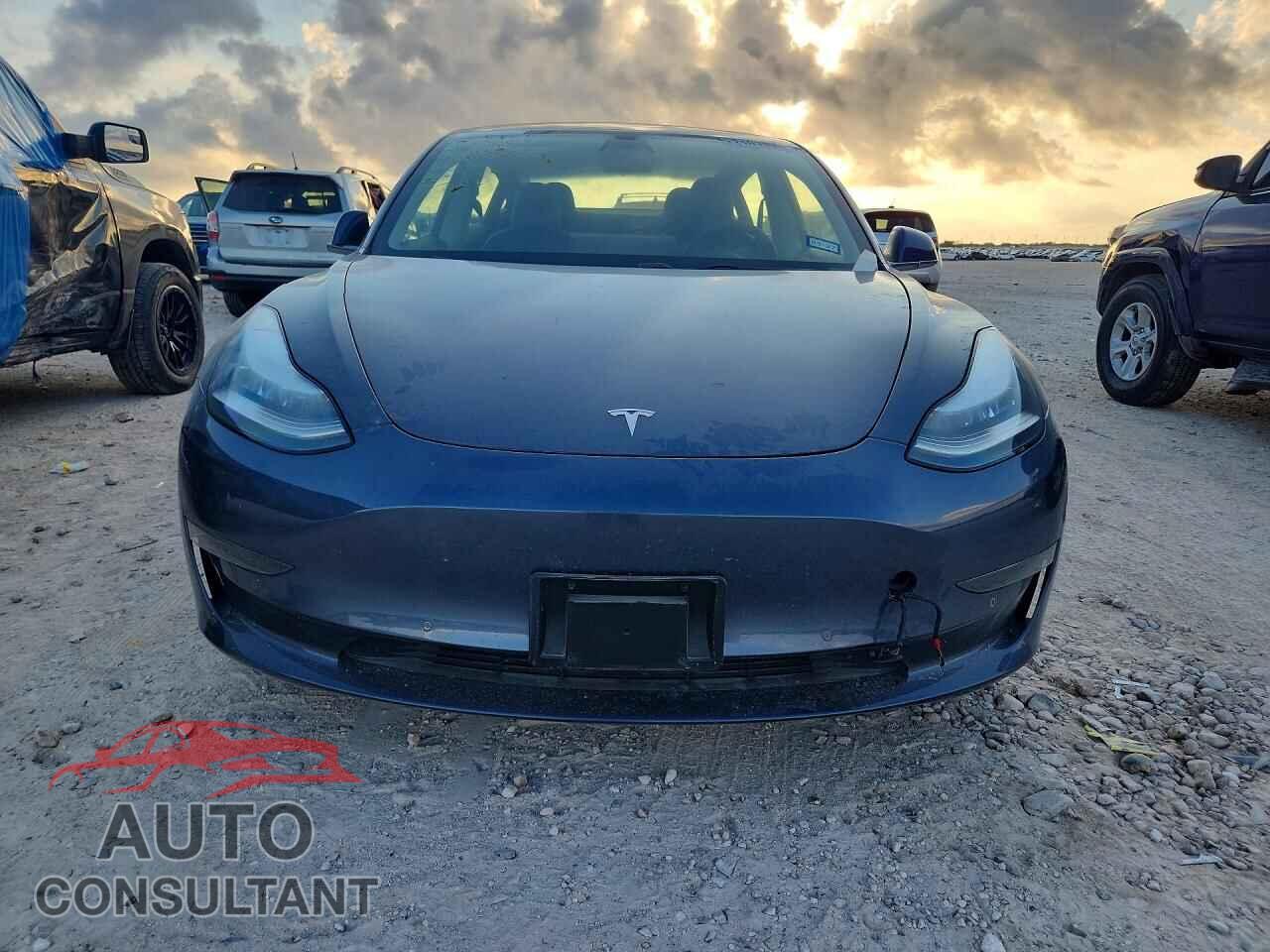 TESLA MODEL 3 2020 - 5YJ3E1EA6LF660944
