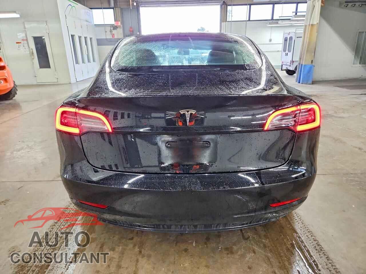 TESLA MODEL 3 2023 - 5YJ3E1EA1PF438902