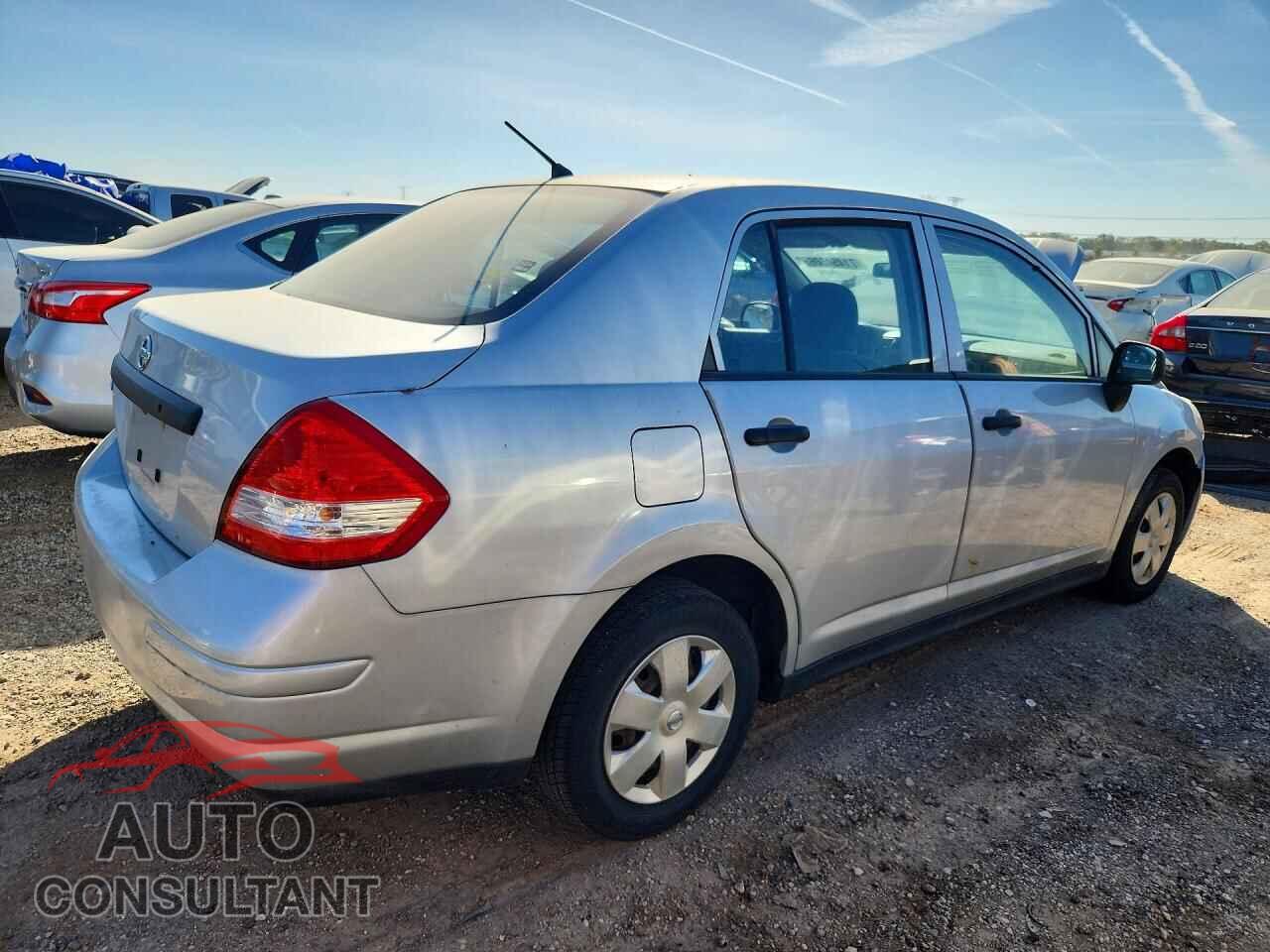 NISSAN VERSA 2011 - 3N1CC1AP2BL391019