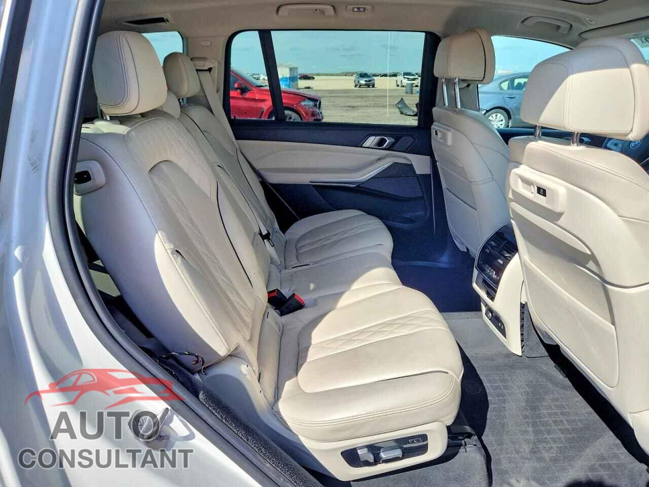 BMW X7 2021 - 5UXCW2C08M9E96820