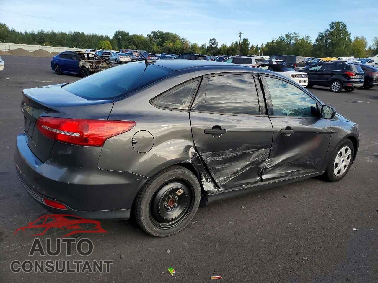 FORD FOCUS 2018 - 1FADP3E24JL274784