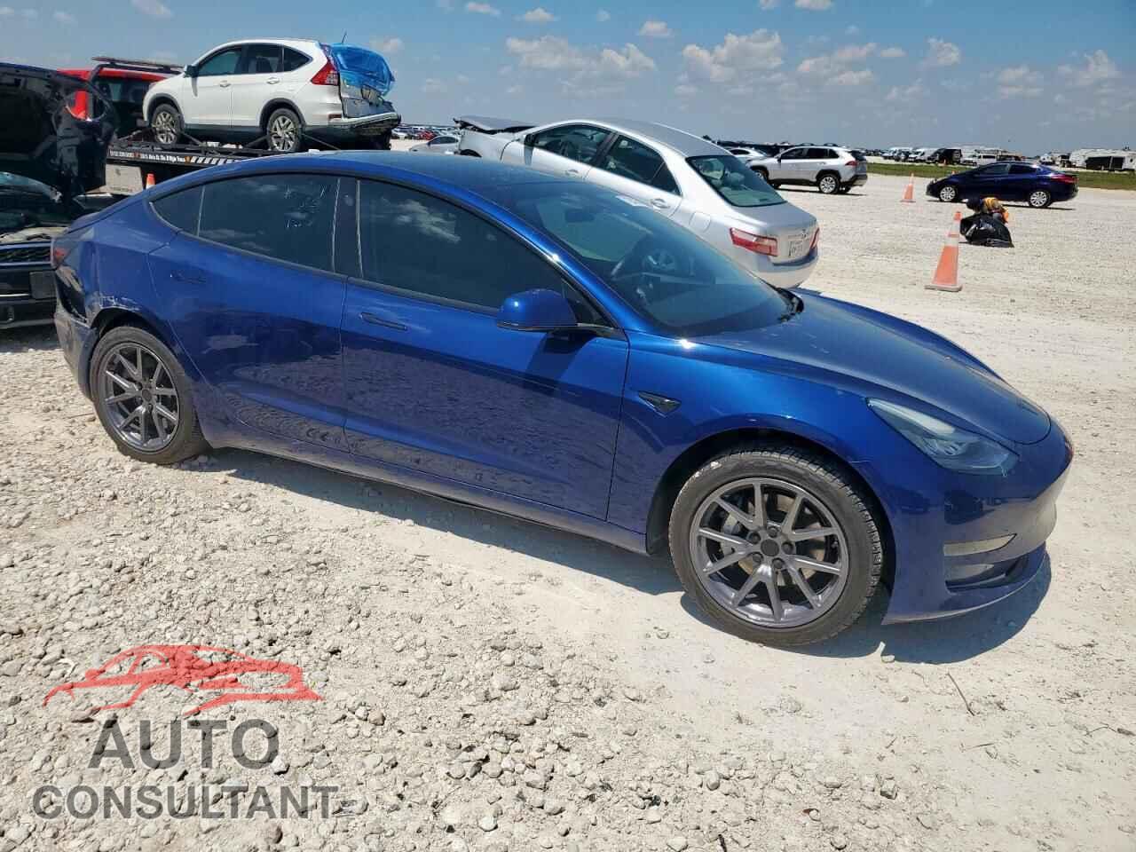 TESLA MODEL 3 2020 - 5YJ3E1EA7LF705857