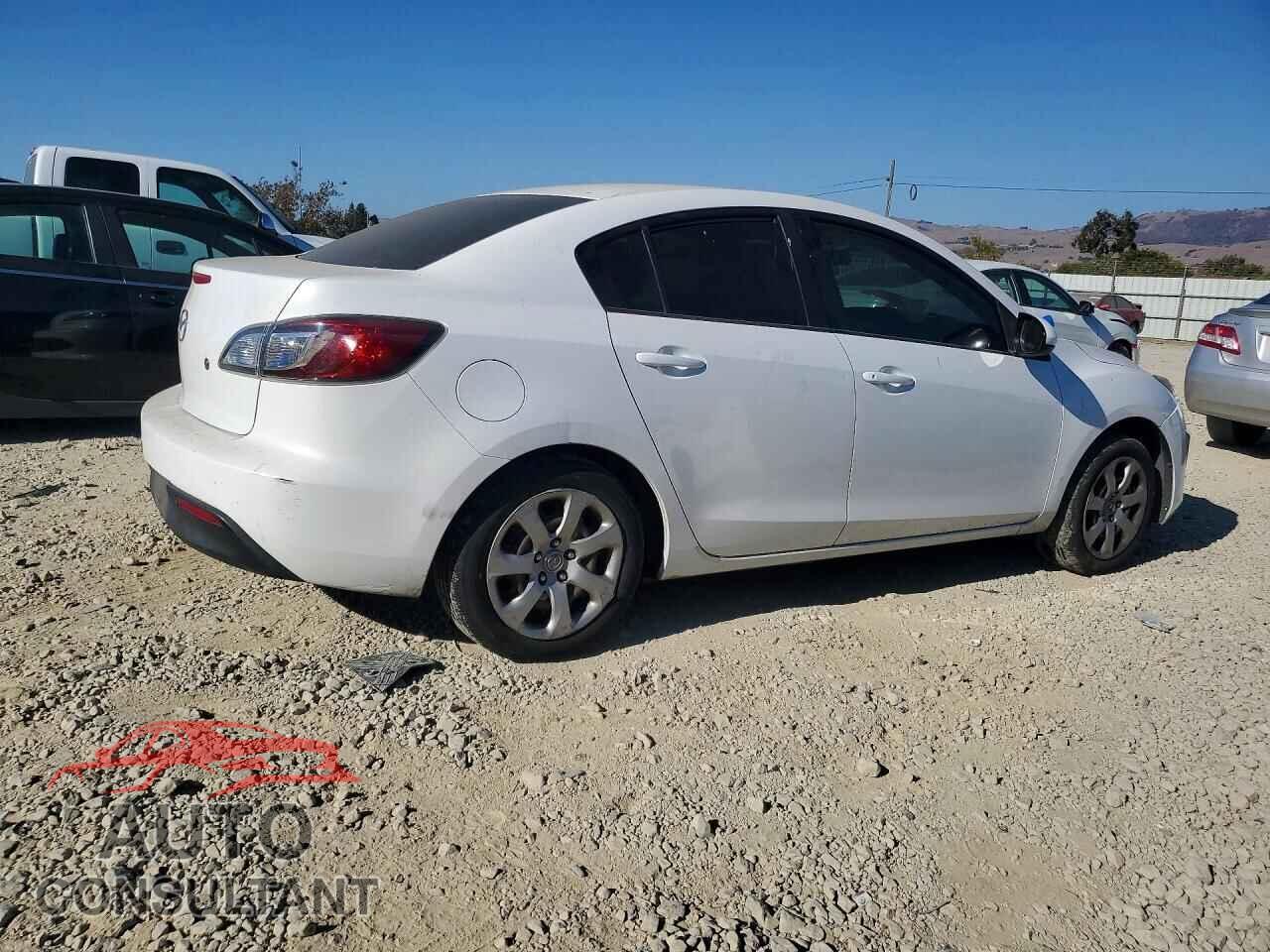 MAZDA 3 2011 - JM1BL1UF2B1481077
