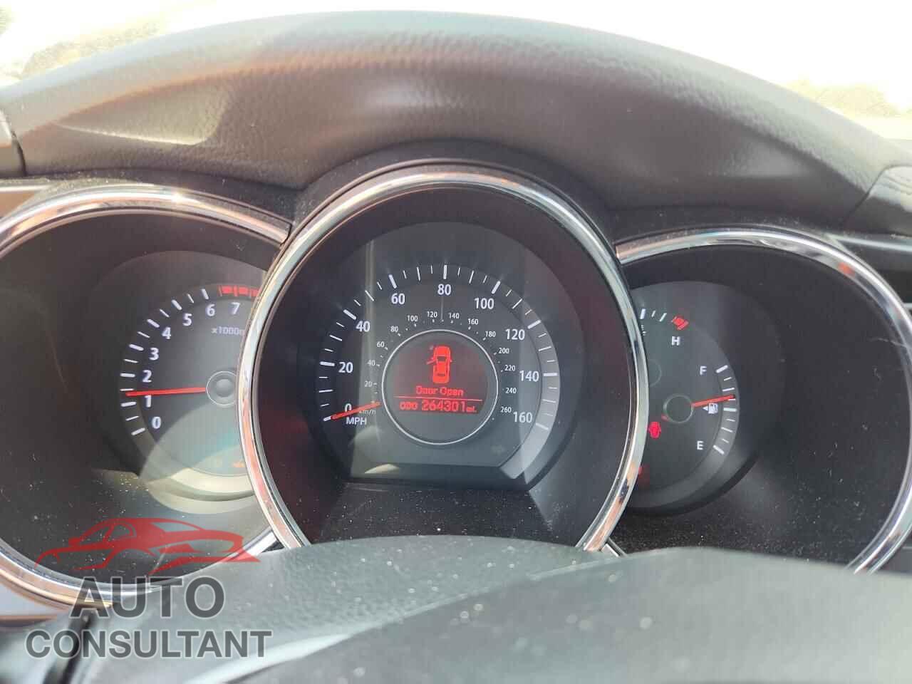 KIA OPTIMA 2011 - KNAGN4A73B5128724