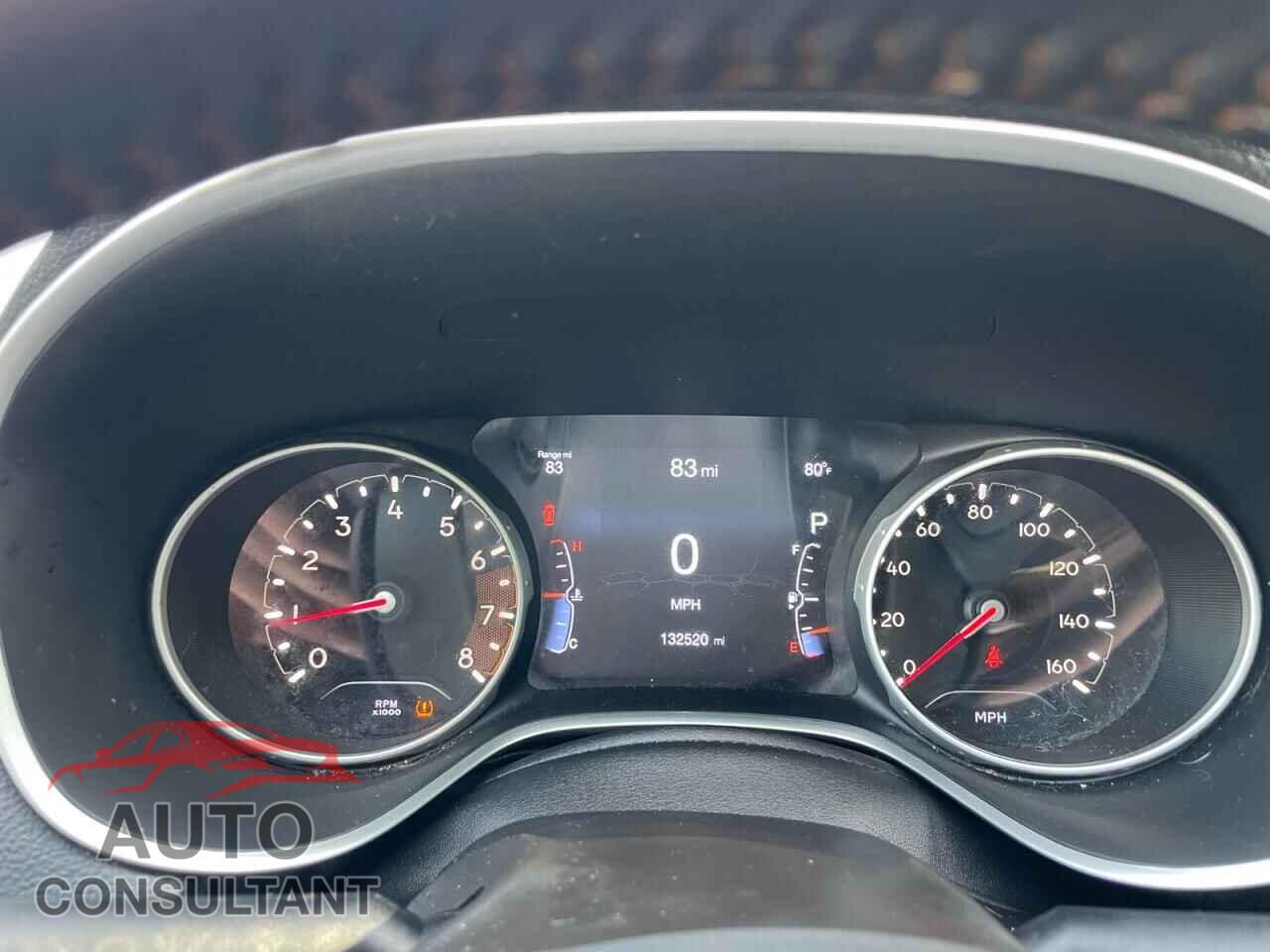 JEEP COMPASS 2018 - 3C4NJCBB0JT228748