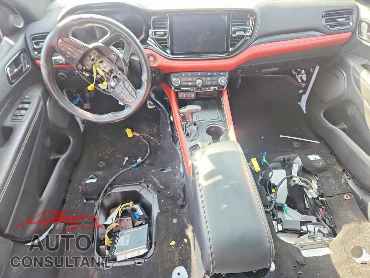 DODGE DURANGO 2023 - 1C4SDJH91PC674947
