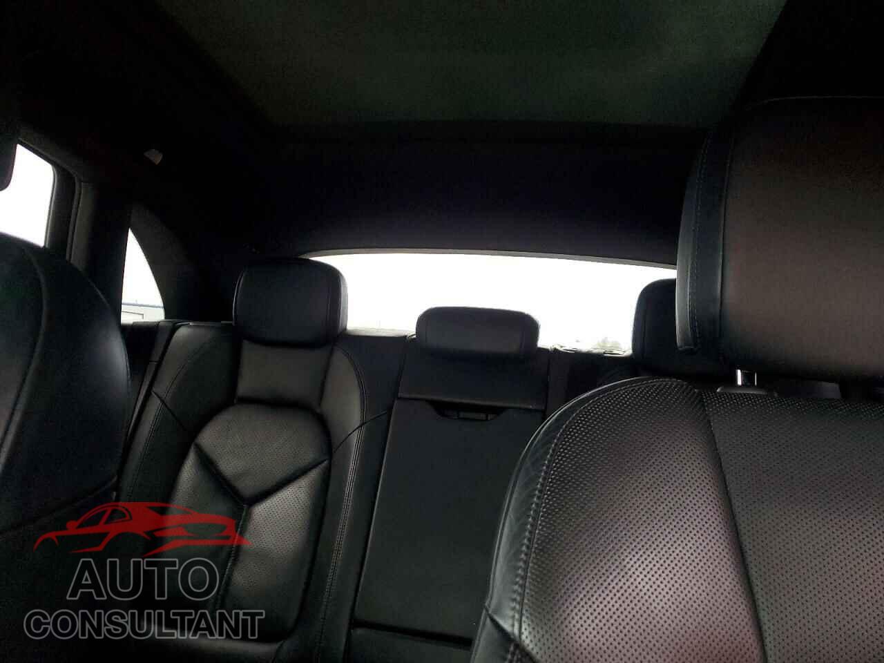 PORSCHE MACAN 2017 - WP1AA2A54HLB04913