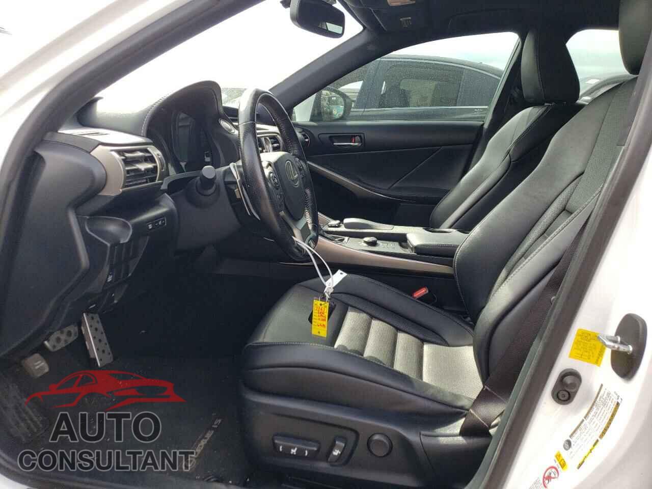 LEXUS IS 2016 - JTHBA1D22G5037392
