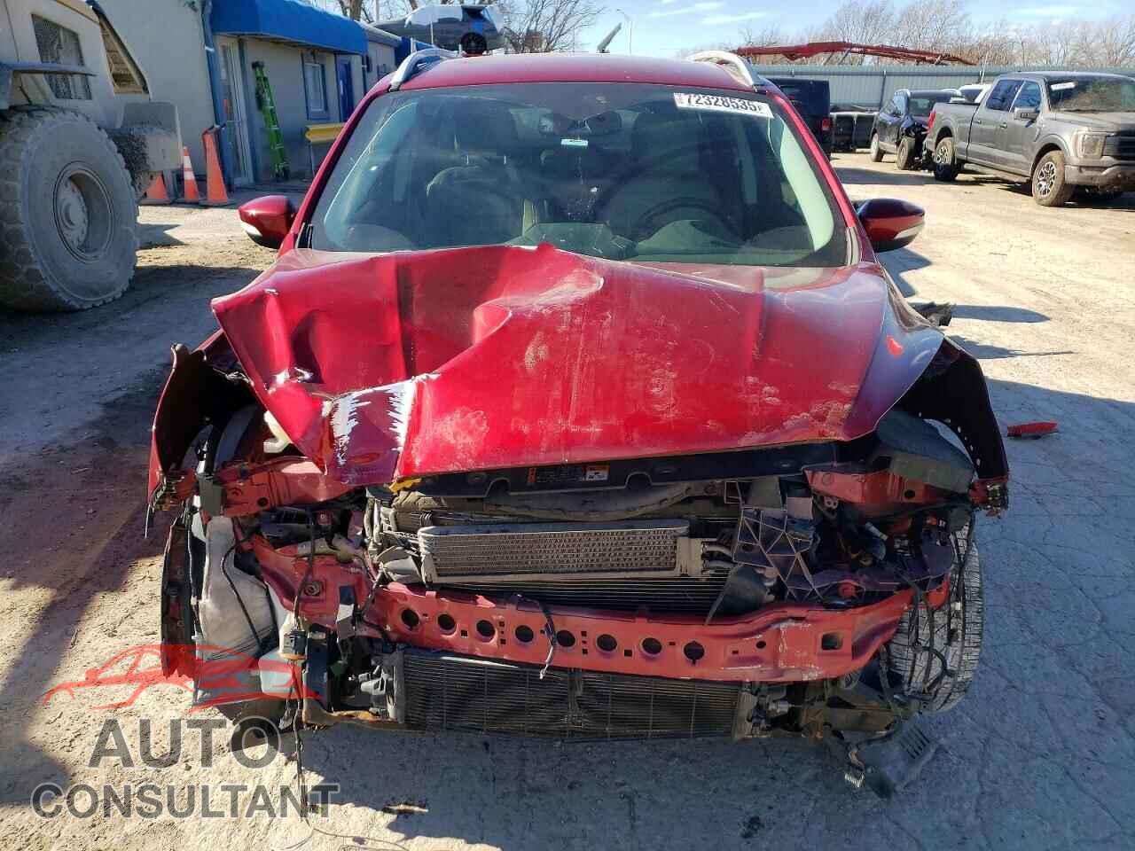 FORD ESCAPE 2017 - 1FMCU0JD5HUD08977
