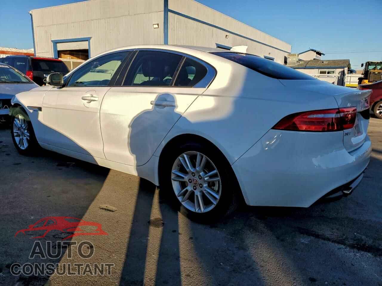 JAGUAR XE 2017 - SAJAD4BG5HA975952