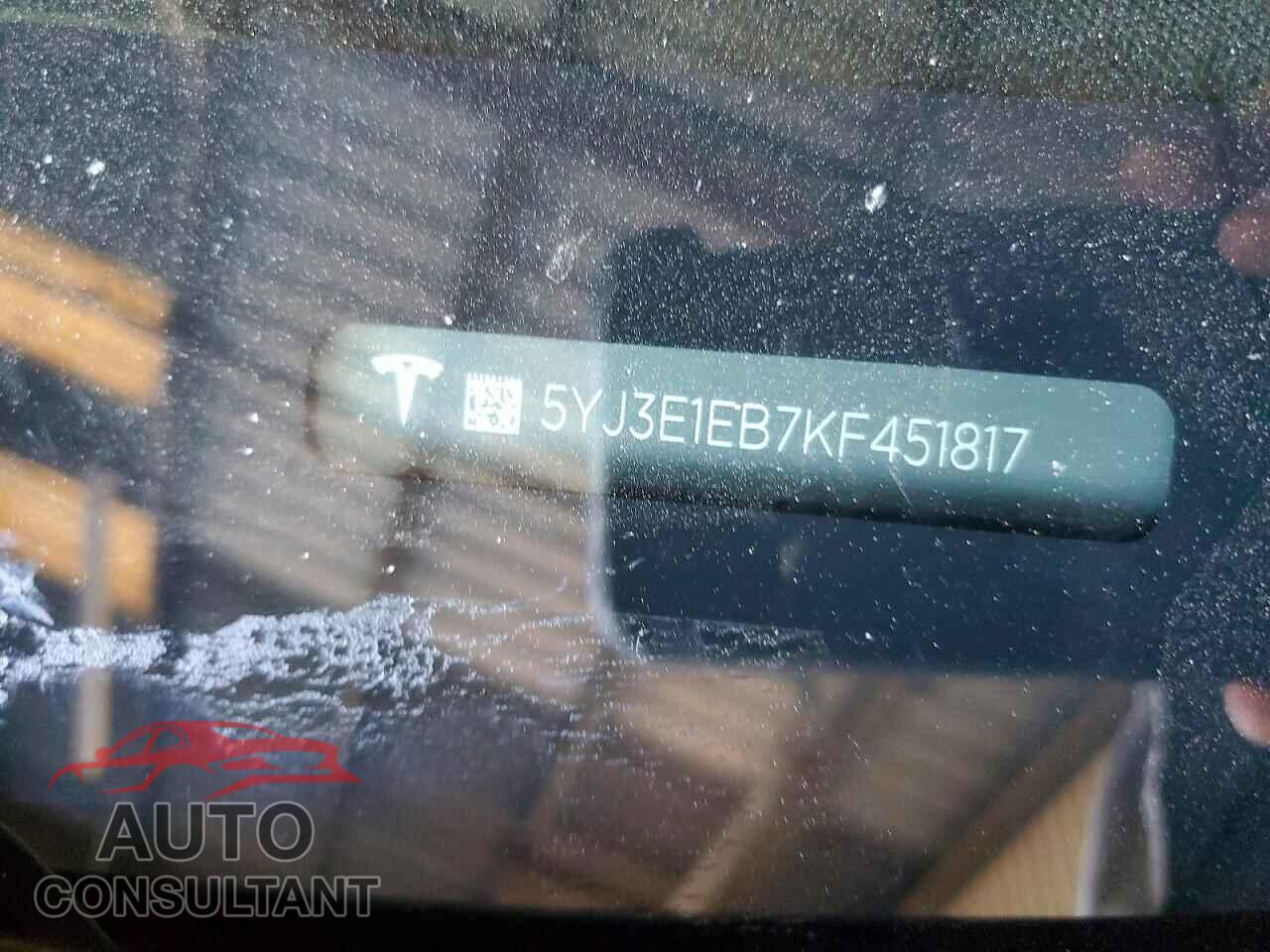 TESLA MODEL 3 2019 - 5YJ3E1EB7KF451817