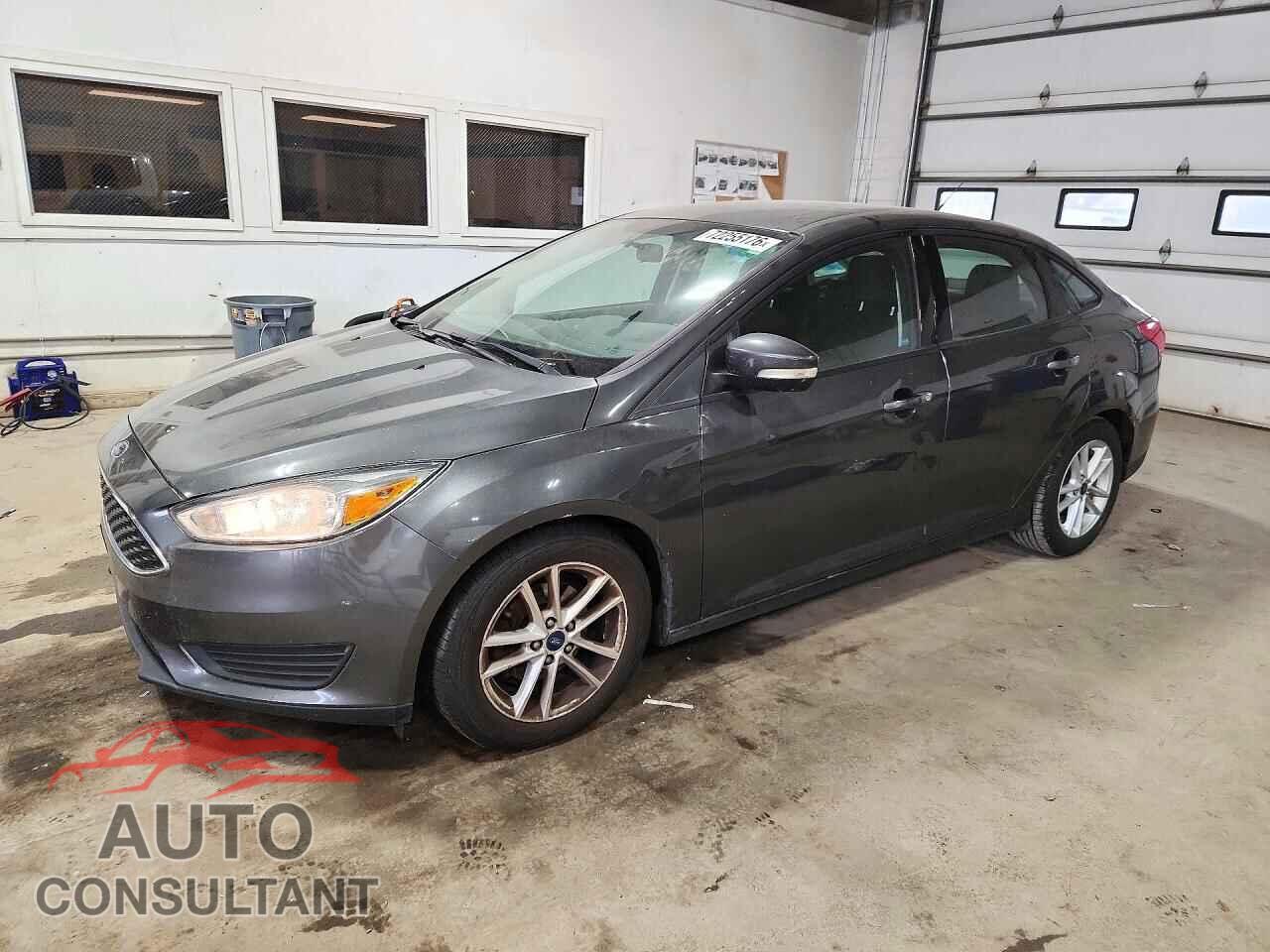 FORD FOCUS 2017 - 1FADP3F20HL221864