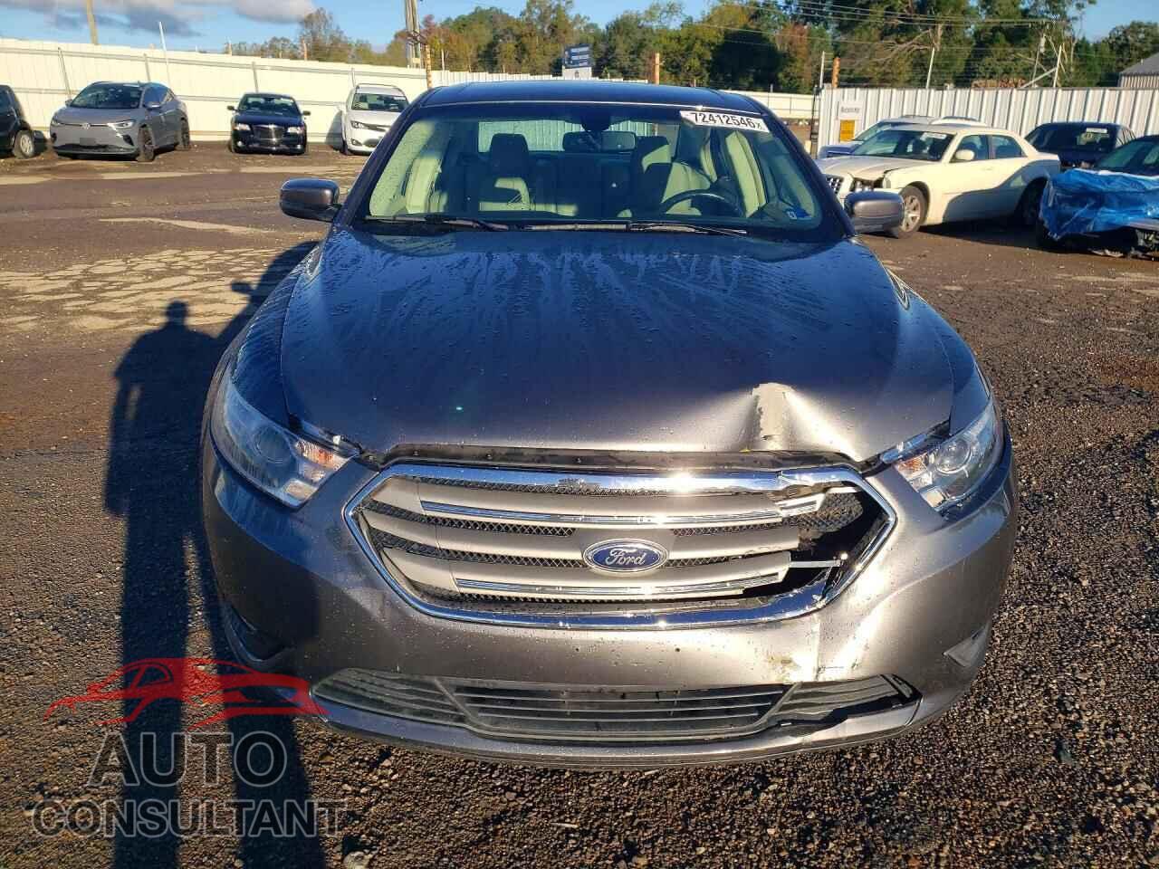 FORD TAURUS 2014 - 1FAHP2E82EG104261