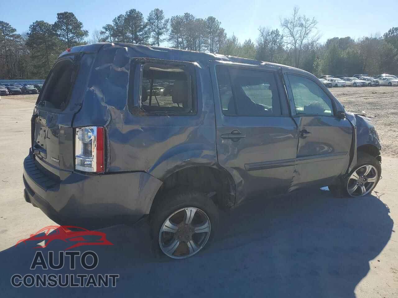HONDA PILOT 2015 - 5FNYF3H33FB034591
